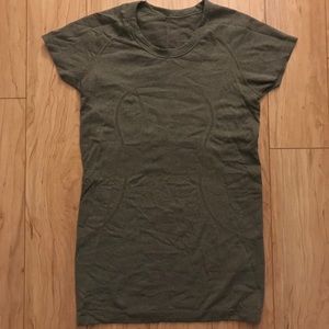 Lululemon Swiftly Tech Shirt Sleeve Tee